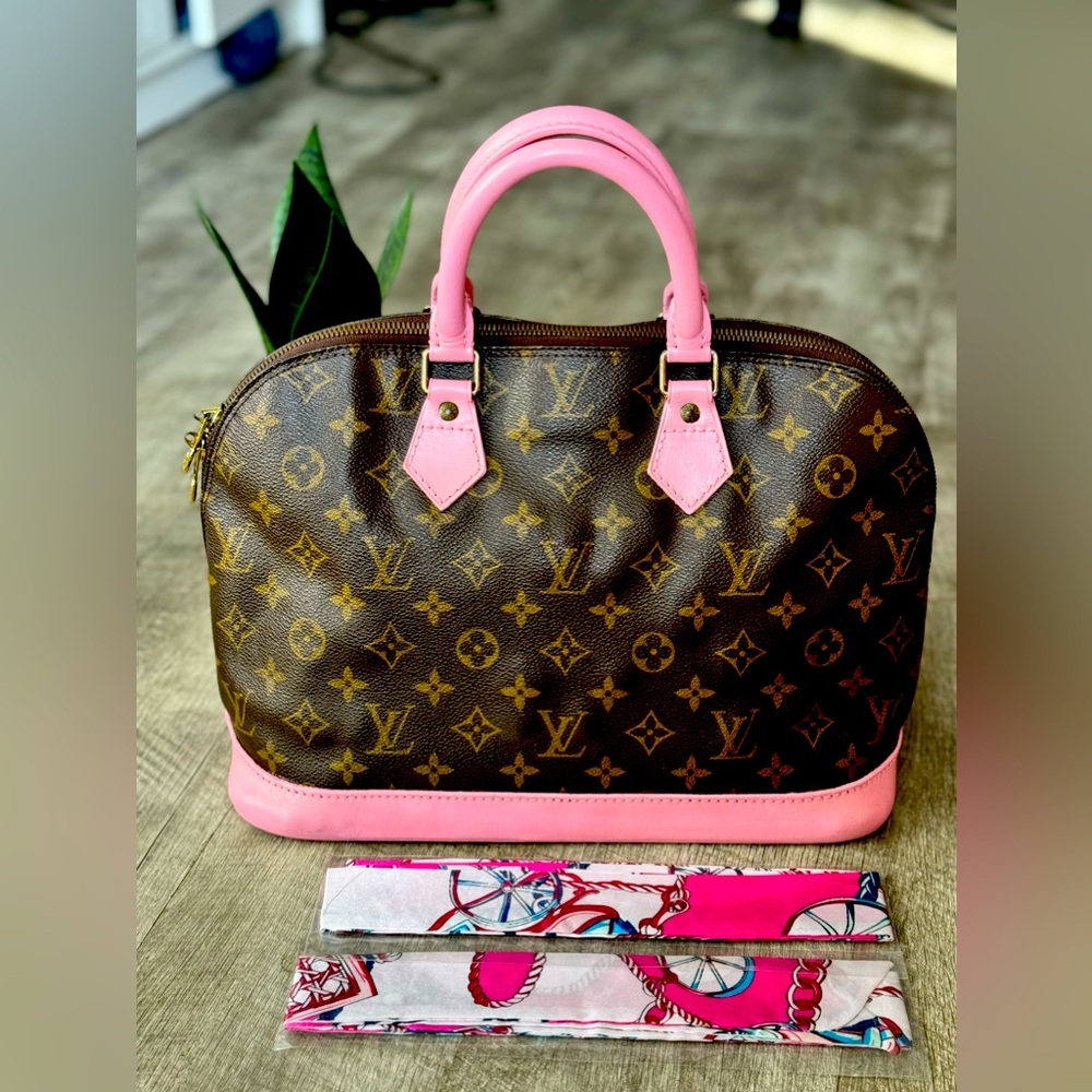 💯 Authentic Preloved Louis Vuitton Alma Pm